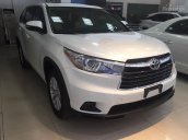 Bán ô tô Toyota Highlander LE 2016, màu trắng, xe nhập