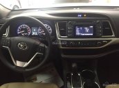 Bán ô tô Toyota Highlander LE 2016, màu trắng, xe nhập