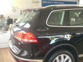 Bán Volkswagen Touareg GP 2016, màu đen, nhập khẩu