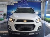 Bán xe Chevrolet Captiva Revv năm 2016, màu trắng