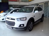 Bán xe Chevrolet Captiva Revv năm 2016, màu trắng