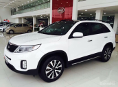 Bán xe Kia Sorento năm 2016 màu trắng, 823 triệu