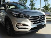 Cần bán Hyundai Tucson năm 2016 màu bạc, giá tốt