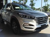 Cần bán Hyundai Tucson năm 2016 màu bạc, giá tốt