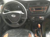 Bán ô tô Hyundai i20 Active đời 2017, màu trắng, xe nhập