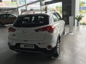 Bán ô tô Hyundai i20 Active đời 2017, màu trắng, xe nhập