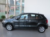 Bán Volkswagen Polo Hacthback 1.6l đời 2016, màu xanh đen, xe nhập. LH Hương 0902608293