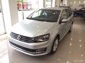 Cần bán ô tô nhập Volkswagen Polo Hacthback 1.6L, màu bạc - Tặng bảo hiểm 2 chiều. LH Hương 0902608293