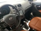 Dòng xe nhập Đức Volkswagen Polo Sedan 1.6L, màu xanh đen, LH Hương: 0902.608.293