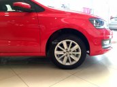 Bán dòng xe nhập nguyên chiếc Volkswagen Polo Sedan, màu đỏ GP, Sx 2016, LH Hương: 0902.608.293