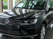 Xe gầm cao SUV nhập Đức Volkswagen Touareg GP 3.6l, màu đen. Thu Hương: 0902.608.293