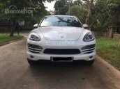 Bán ô tô Porsche Cayenne đời 2011, màu trắng