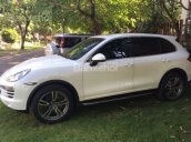 Bán ô tô Porsche Cayenne đời 2011, màu trắng