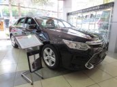 Cần bán xe Toyota Camry 2.5Q đời 2017, màu đen, gía tốt