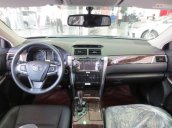 Cần bán xe Toyota Camry 2.5Q đời 2017, màu đen, gía tốt