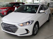 Bán Hyundai Elantra sản xuất 2018 màu trắng, 555 triệu, số sàn mới 100%! Hotline 0948945599 - 0935904141