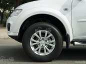 Bán Mitsubishi Pajero Sport 4x4 AT sản xuất 2016, màu đen, khuyến mại bảo hiểm thân vỏ 1 năm