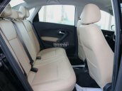 Bán xe nhập Volkswagen Polo Sedan 1.6L đời 2015, màu đen, cạnh tranh với Honda City, LH 0902608293