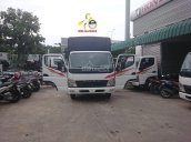 Bán Mitsubishi Canter 5 tấn đời 2017, màu trắng thùng bạt, thùng kín giao ngay