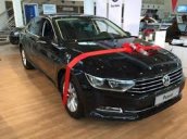 Dòng Sedan nhập Đức Volkswagen Passat 1.6L bản S năm 2016, màu đen, cạnh tranh với Camry 2.5Q, LH 0902608293