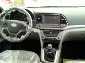 Hyundai Elantra màu xanh đá, khuyến mãi cực lớn khi mua xe, liên hệ: 0938 107 556