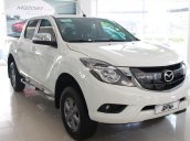 Bán Mazda BT 50 2.2 MT, màu trắng, nhập khẩu nguyên chiếc, giá tốt