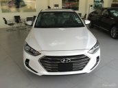 Hyundai Elantra tặng ngay phí trước bạ xe