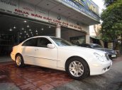 Bán ô tô Mercedes E Class đời 2006, màu trắng, nhập khẩu chính hãng