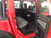Bán Chevrolet Colorado 2.8 LTZ đời 2016, màu đỏ