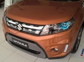 Suzuki Vitara Tây Hồ, màu xám nóc đen. Hỗ trợ vay vốn trả góp, đăng ký lưu hành xe