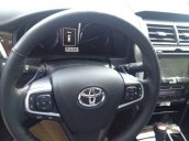 Bán Toyota Camry 2.5 Q đời 2016, màu ghi vàng  