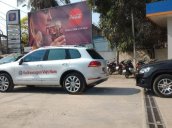 Bán Volkswagen Touareg năm 2015, màu trắng, nhập khẩu chính hãng