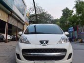 Cần bán gấp Peugeot 107 đời 2011, màu trắng chính chủ