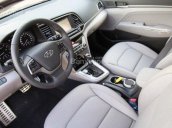 Hyundai Elantra 2018 có đủ màu giao ngay