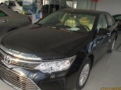 Bán ô tô Toyota Camry E năm 2016, màu đen