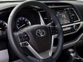 Bán Toyota Highlander sản xuất 2016, màu đen