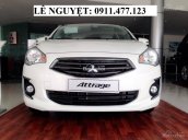 Bán xe Mitsubishi Attrage mới năm 2018, màu trắng, nhập khẩu nguyên chiếc, liên hệ: Lê Nguyệt: 0911.477.123