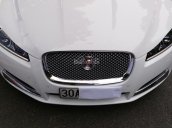 Cần bán Jaguar XF 2015 màu trắng, còn bảo hành chính hãng, chính chủ, biển Hà Nội