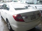 Bán xe Honda Civic 1.8 AT đời 2015, màu trắng