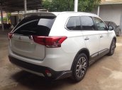 Bán Mitsubishi Outlander All New 2017, xe nhập Nhật, giao xe ngay, đủ màu, liên hệ: 094 667 0103