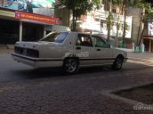 Cần bán lại xe Nissan Cedric đời 1993, màu trắng, nhập khẩu chính hãng, giá tốt