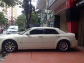 Cần bán Chrysler 300C đời 2005, màu trắng