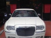 Cần bán Chrysler 300C đời 2005, màu trắng