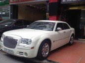 Cần bán Chrysler 300C đời 2005, màu trắng