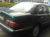 Cần bán Mercedes E230 đời 2001, giá rẻ