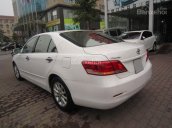 Bán Toyota Camry 2.0 2011, nhập khẩu, 715triệu, màu trắng