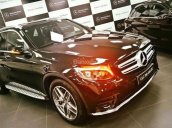 Cần bán Mercedes GLC 250/ GLC 300 đời 2016, màu xanh lam/ trắng/ đỏ/ đen, giao ngay tháng 11. LH: 0985.102.300