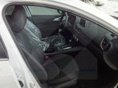 Bán xe Mazda 3 AT 1.5L đời 2016, màu trắng, giá tốt