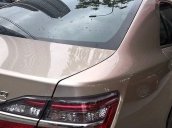 Cần bán xe Toyota Camry Q đời 2016, màu nâu