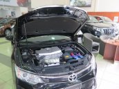 Bán Toyota Camry 2.0E năm 2016